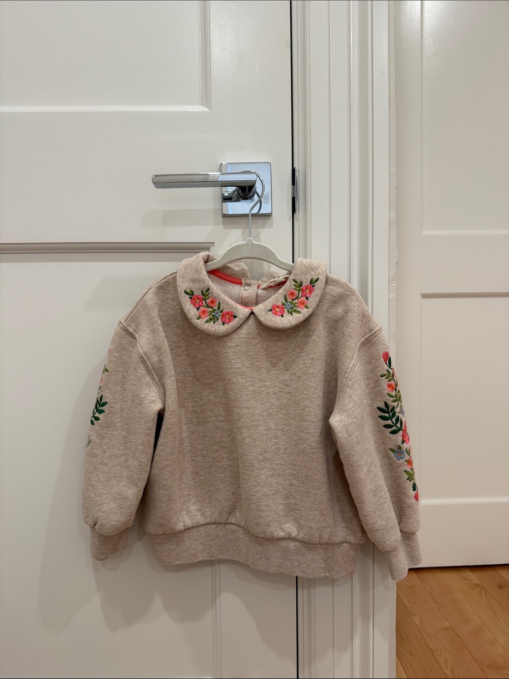Boden Mini - Embroidered Sweatshirt -
Oatmeal Marl Embroidery 3/4Y - Picture 3 of 5